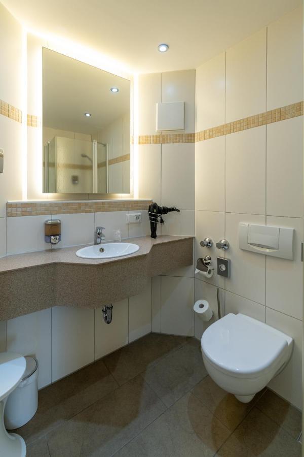 Hotel Am Stern Bruehl  Luaran gambar