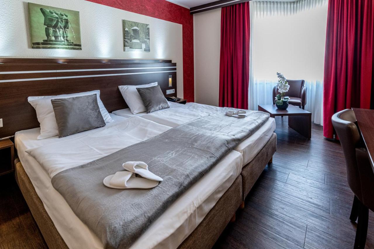 Hotel Am Stern Bruehl  Luaran gambar